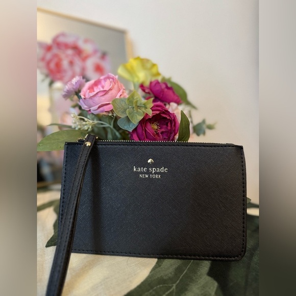 Kate Spade Leather Wristlet Black Bag - Picture 3 of 7